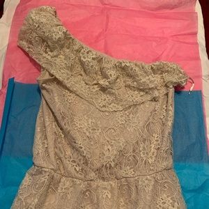 Rachael & Chloe lace top M